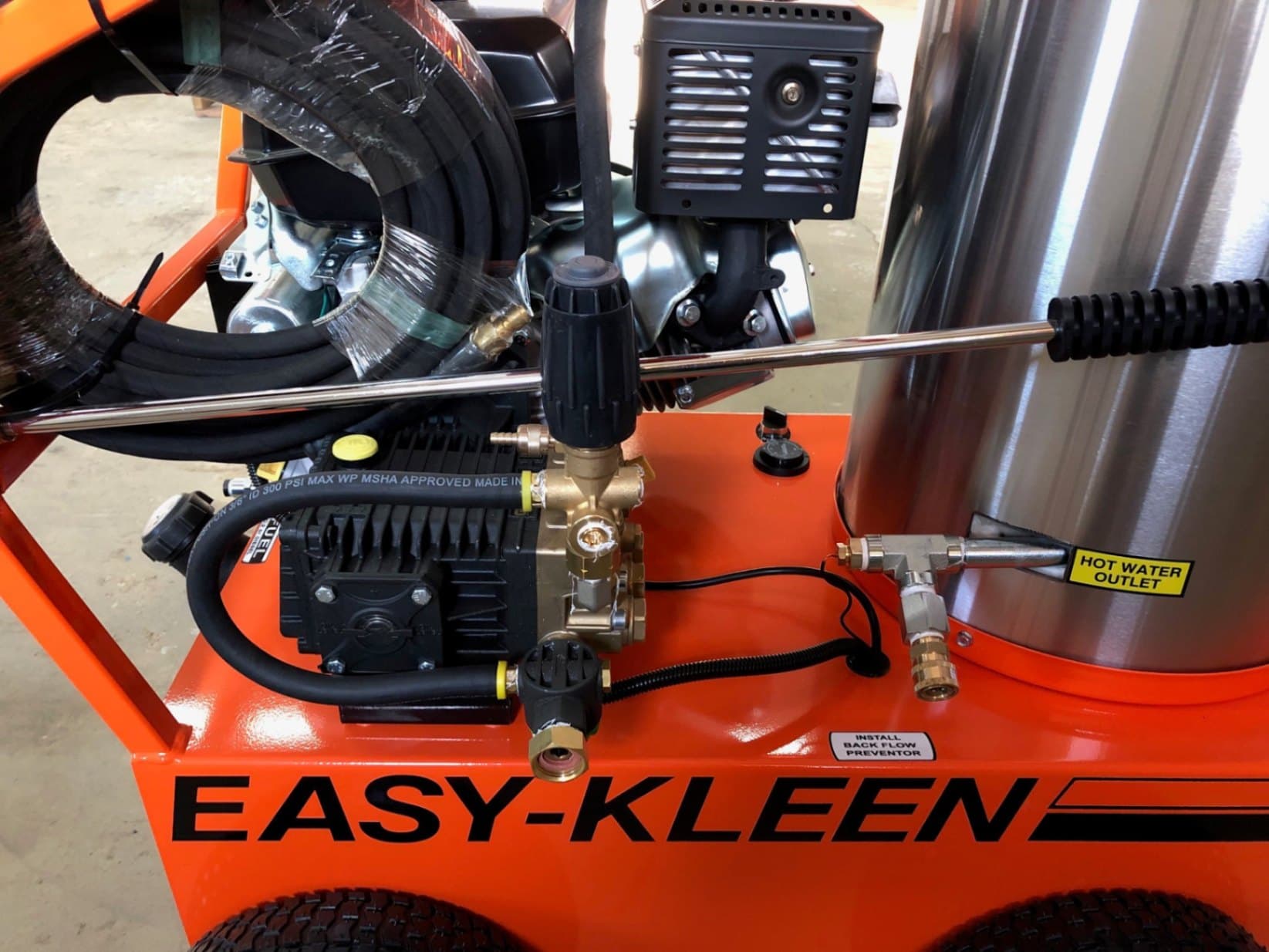 Easy-Kleen 4000 PSI 14HP Hot Water Pressure Washer 120V Burner Gasoline Third Image