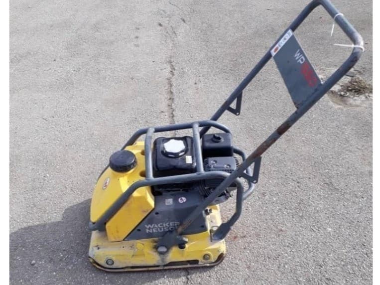 FOR RENT - Wacker Neuson WP1550 20" Vibratory Plate Compactor Gasoline Main Image