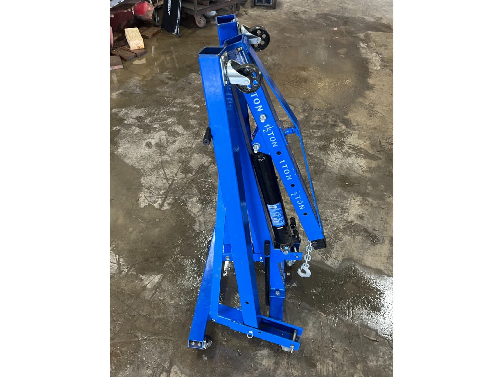 2 Ton Engine Hoist  Second Image