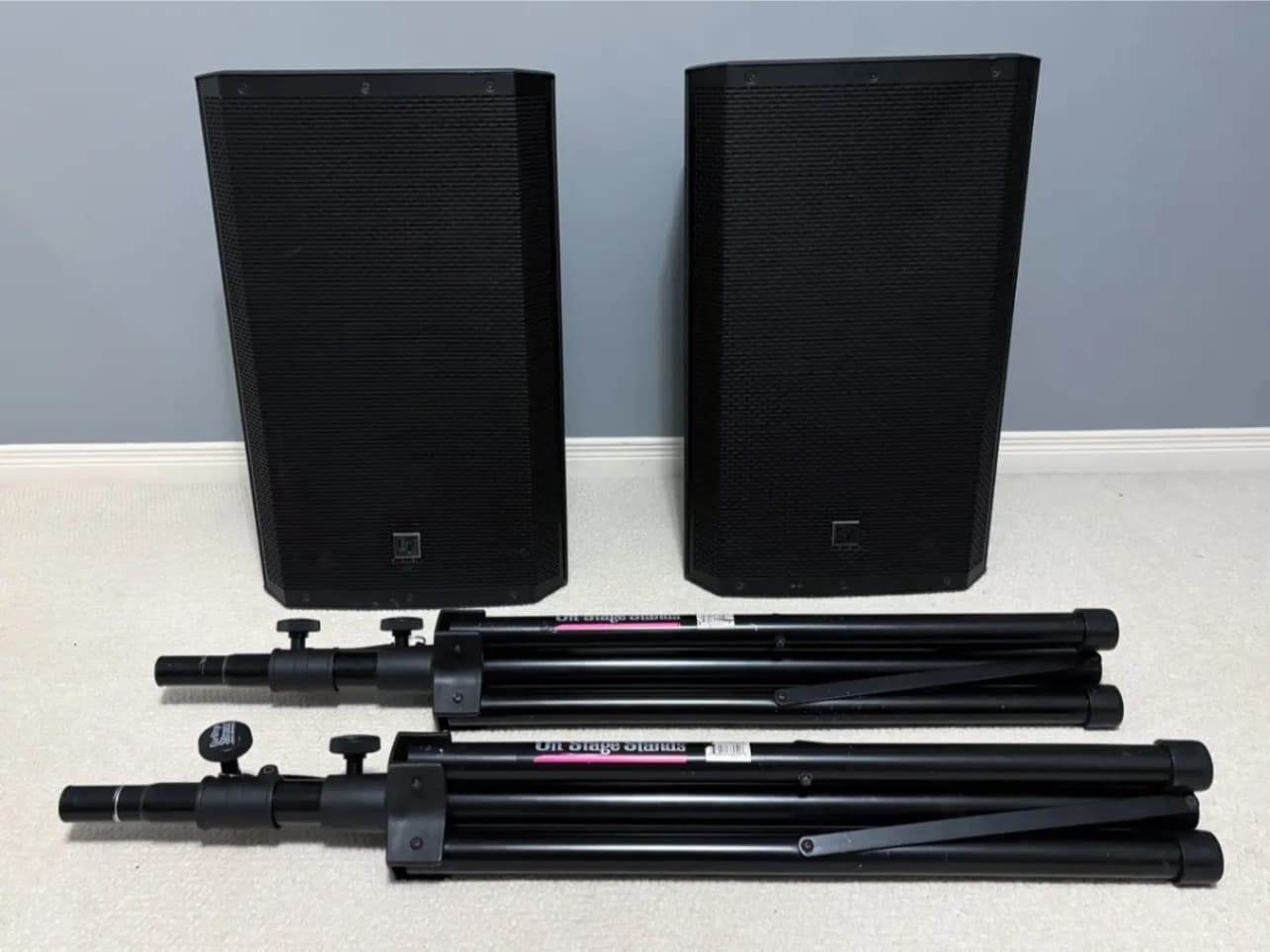 Electro Voice ZLX115p Active Powered Portable Loud Speaker Kit With Stands and Cables Second Image