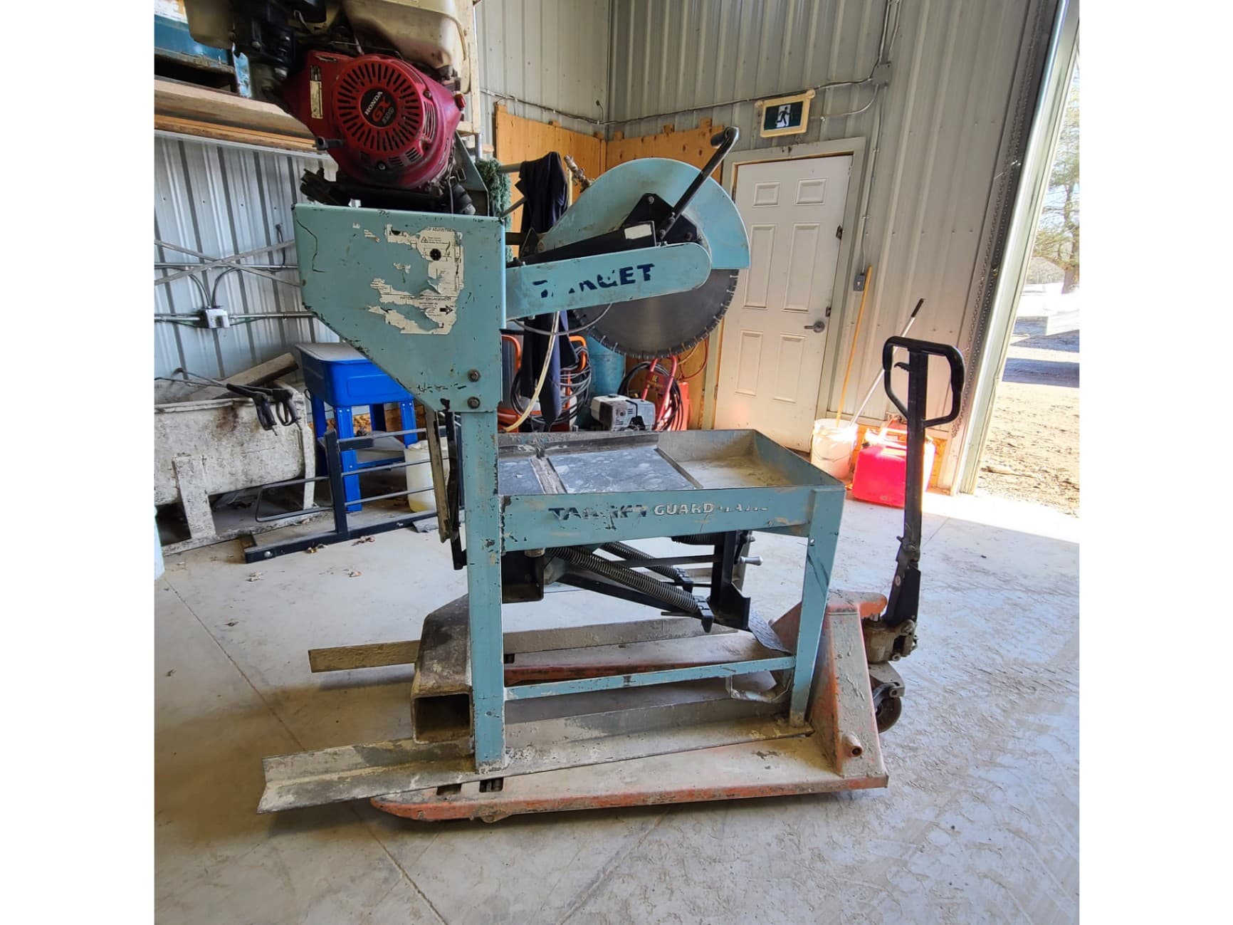 TARGET Gas Powered 20 Inch Table Saw Main Image