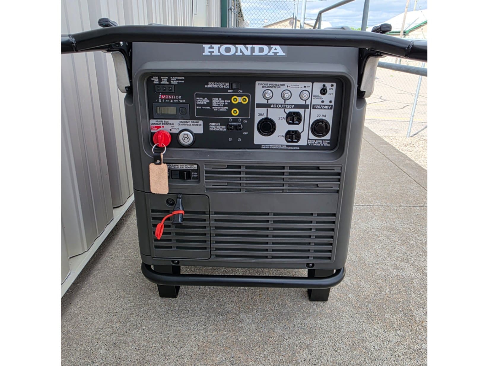 Honda EU7000is Inverter Generator 7000W Super Quiet Second Image