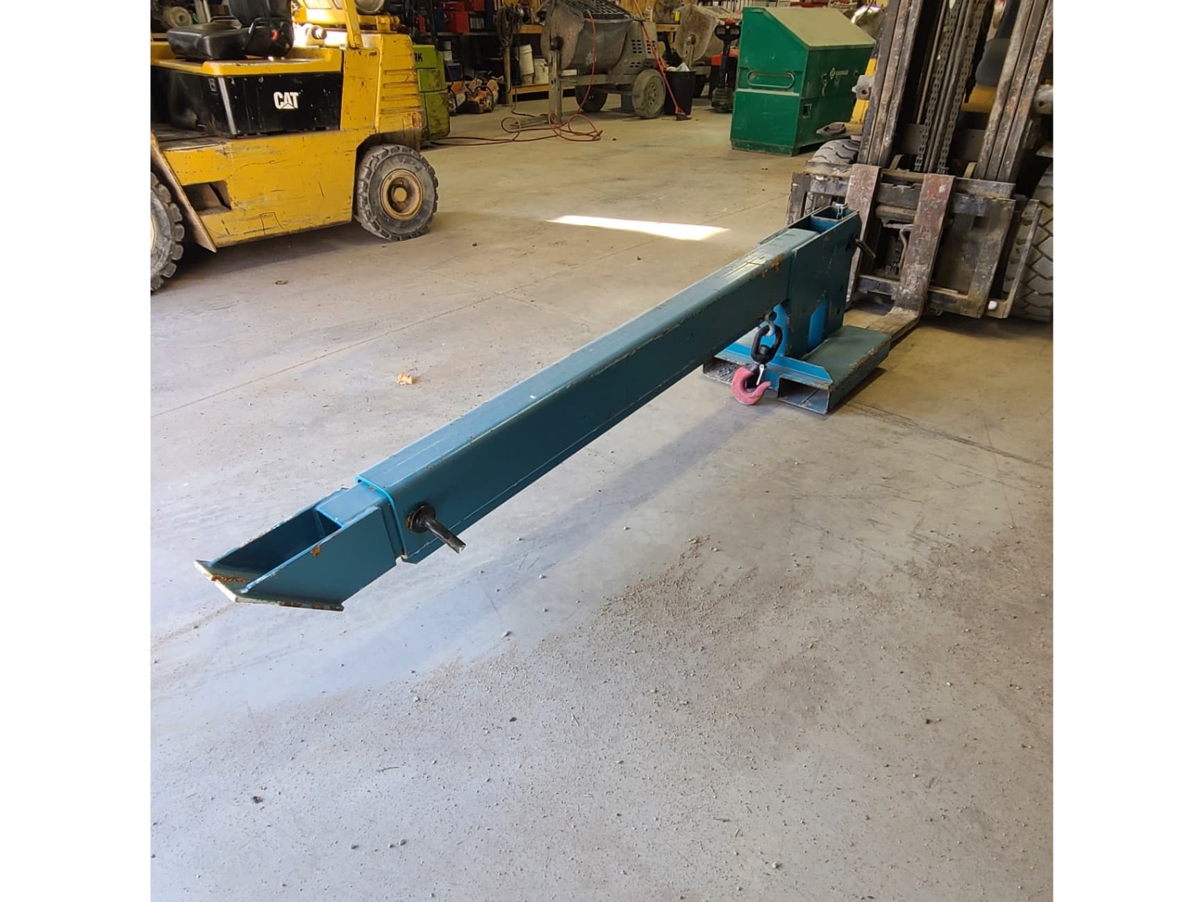 Motivation Extendable Boom Extension - Telehandler Attachment Second Image